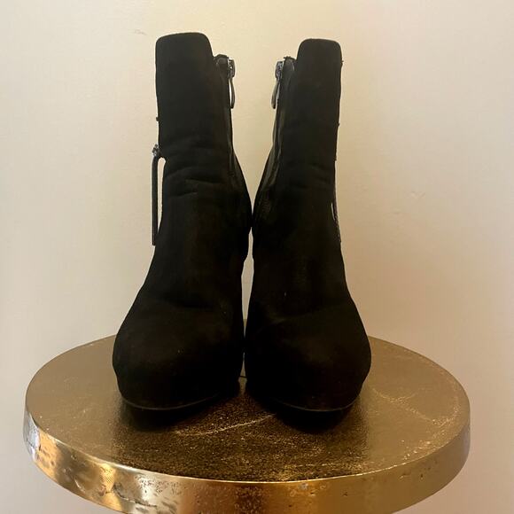 Laura Biagiotti Black Suede Platform Heels Boots | 38, US 7.5, 8 Stilleto Tassel - Picture 5 of 9